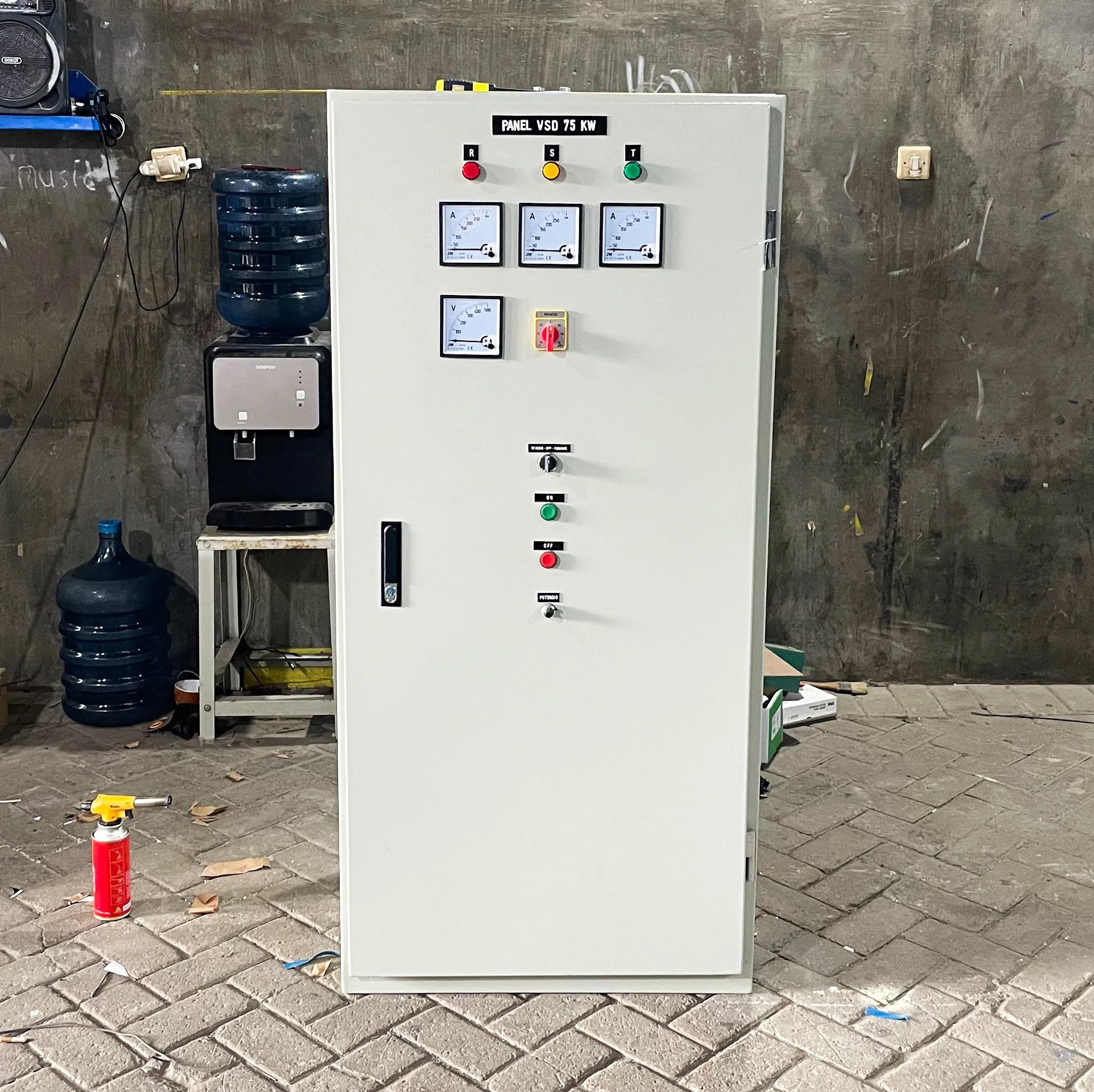 ukuran panel listrik 5
