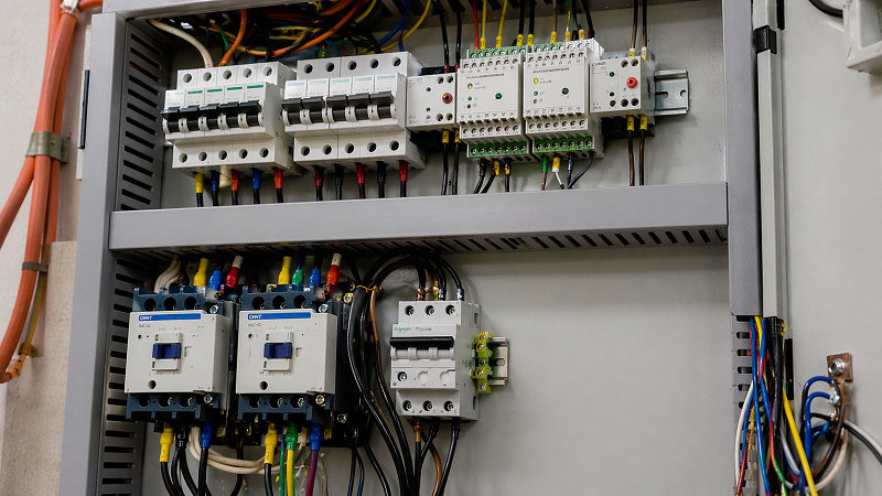 Langkah Strategis Upgrade Sistem Listrik untuk Meningkatkan Kinerja dan Keamanan Maksimal